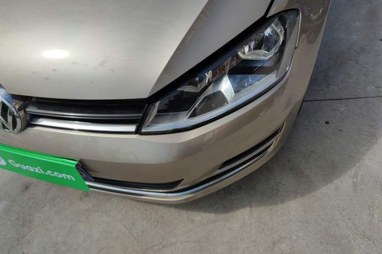 Used Volkswagen Golf 2015 1.4TSI Automatic Luxury Model Left Front Headlight