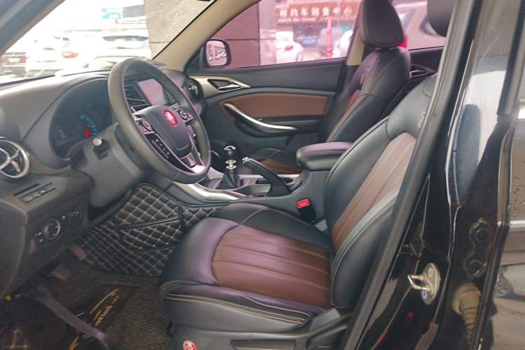 Used BYD Song 2017 Gaishi Upgrade Edition 1.5TI Manual Elite Model Left Front Seat