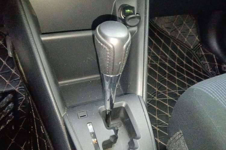 Used Toyota YARiS L Zhi Xuan 2016 Revised 1.5E CVT Charming Edition
