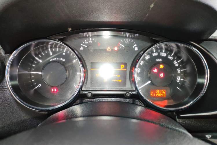 Used Peugeot 3008 2016 2.0L Automatic Classic Edition Instrument Cluster
