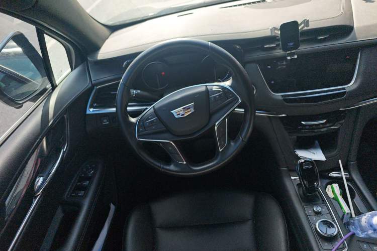 Used Cadillac XT5 2022 2.0T Two-Wheel Drive Luxury Version