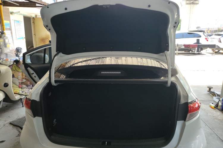 Used Toyota Levin 2022 Dual-Engine 1.8H E-CVT Luxury Edition
