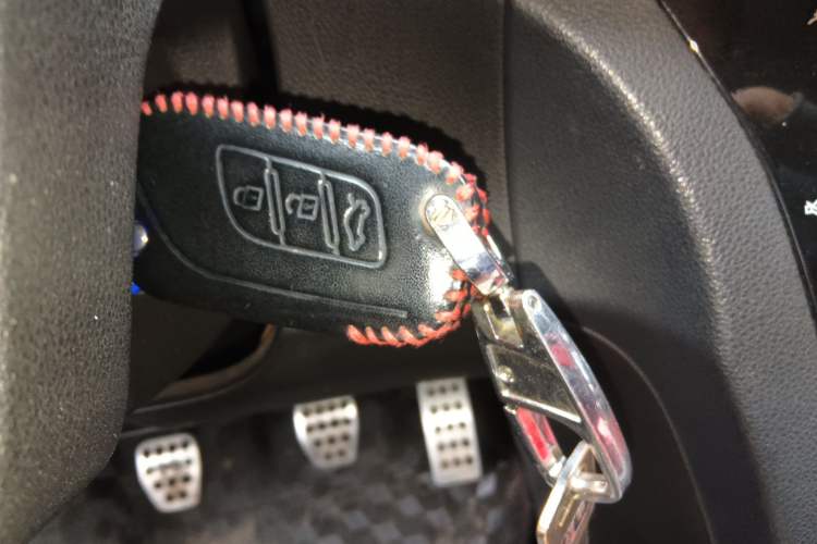 Used BAIC Senova X25 2015 1.5L manual Comfort trim level Vehicle Key