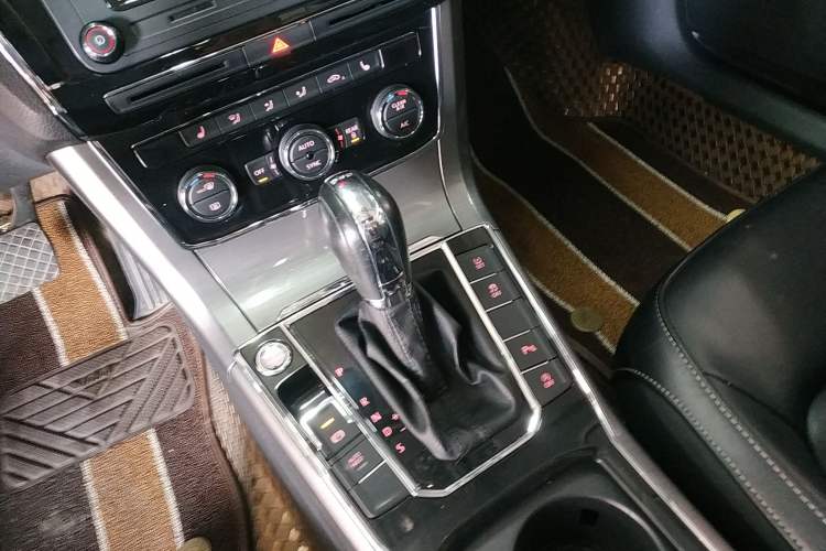 Used Volkswagen Passat 2017 330TSI DSG Luxury Edition