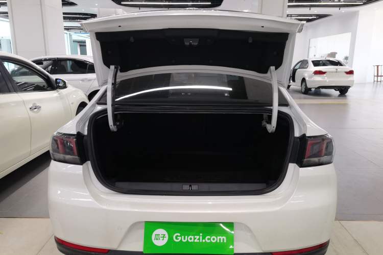 Used Peugeot 308 2016 1.6L Automatic Luxury Edition
