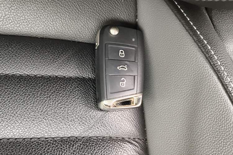 Used Volkswagen Sagitar 2019 200TSI DSG Comfort Version China VI Standard Vehicle Key