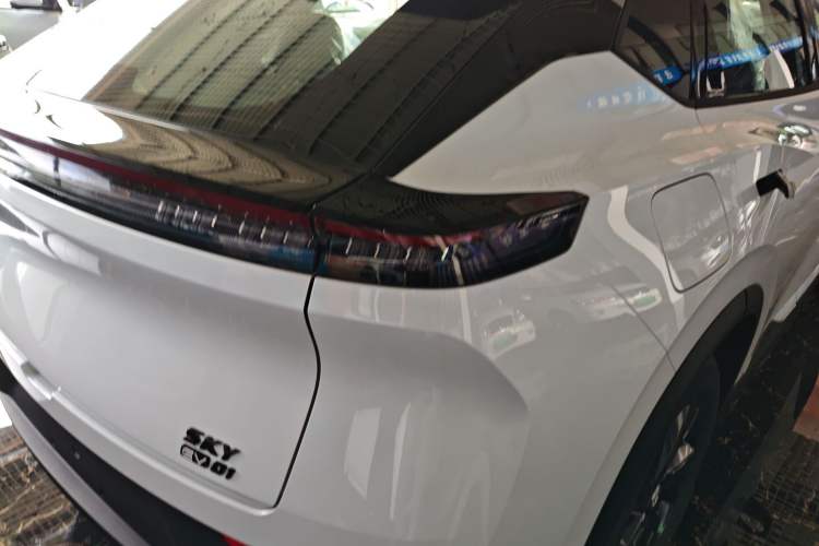 Used Dongfeng Aeolus SKY EV01 2025 530 km AIR Elite Edition