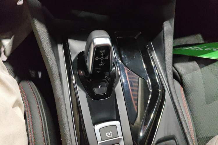 Used Lynk & Co 02 2019 1.5T DCT Two-Wheel Drive Pro Edition China VI Standard