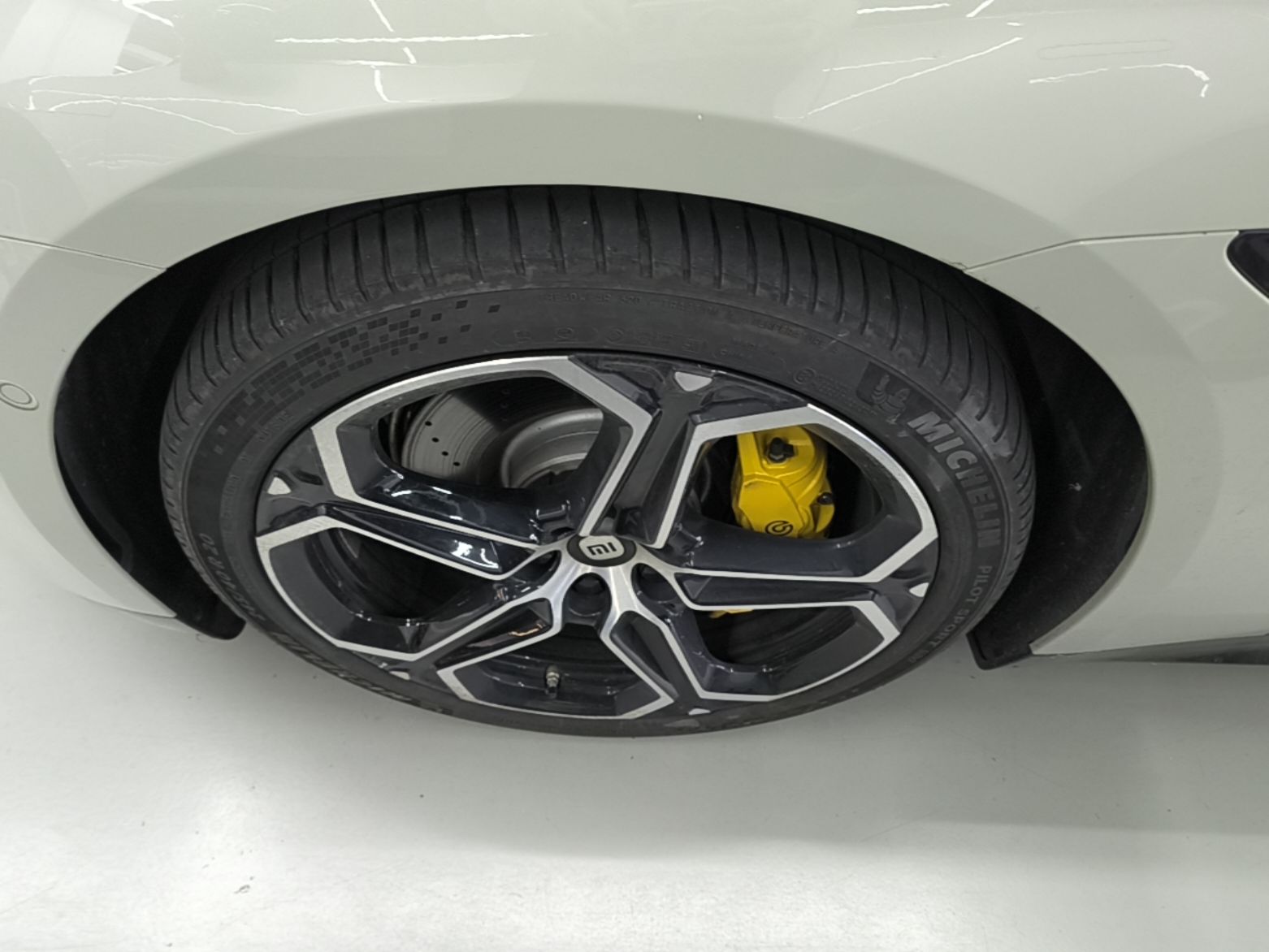 Xiaomi Auto SU7 2024 Four-Wheel Drive Ultra-Long Range Advanced Intelligent Driving Max Edition — снимка 10