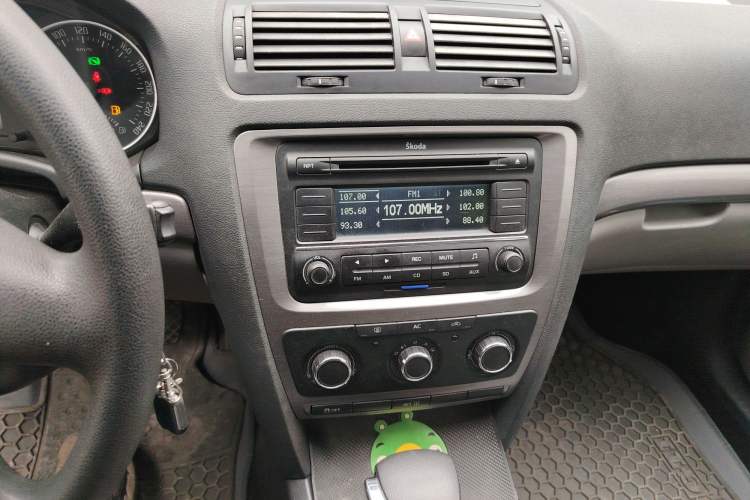 Used Skoda Octavia 2010 1.6L Automatic Yijun Edition