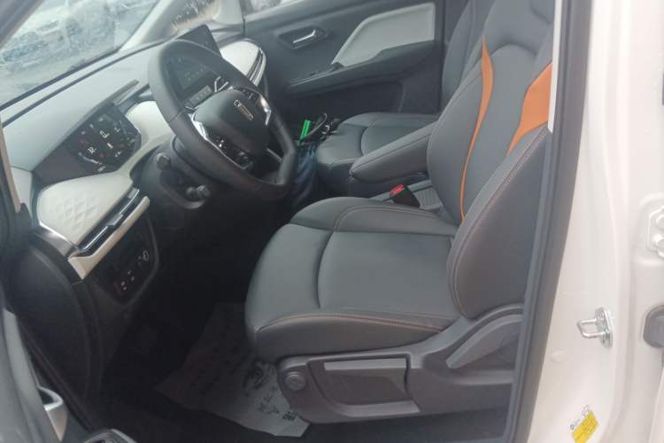 Used Bestune NAT 2023 PRO Comfortable Travel Battery-Swap Version 401km Left Front Seat