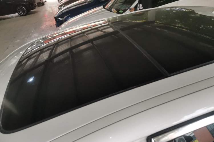 Used BMW 5 Series 2019 530Li Leading Model Luxury Package Roof