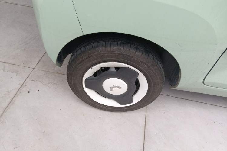 Used Wuling Hongguang MINIEV 2021 Macaron Fashion Model Lithium Iron Phosphate Exterior 5