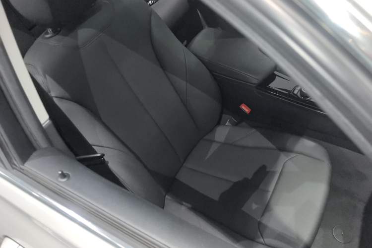 Used BMW 3 Series 2017 320Li Fashion Model