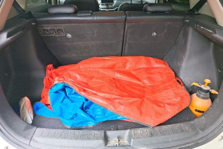 Used Venucia T60 2020 1.6L CVT Smart Drive Version China VI Standard Trunk