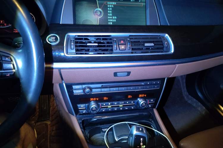 Used BMW 5 Series GT 2011 535i xDrive Luxury Edition
