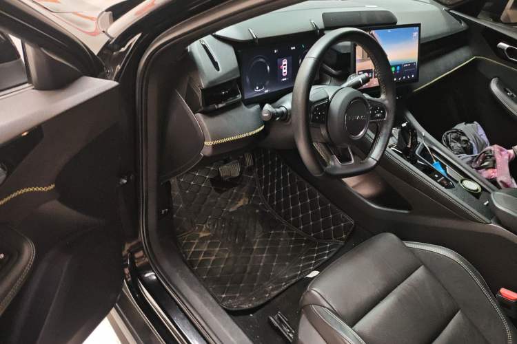 Used Lynk & Co 03 2023 2.0TD DCT JingPro