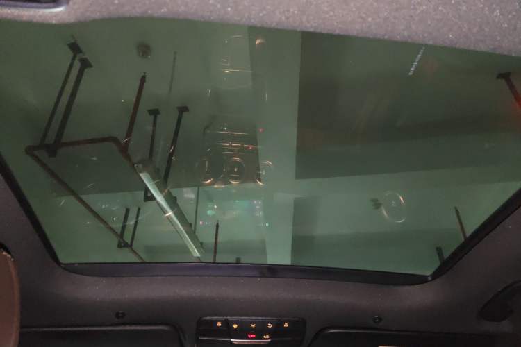 Used Mercedes-Benz GLC 2021 GLC 300 L 4MATIC Dynamic Model Headliner