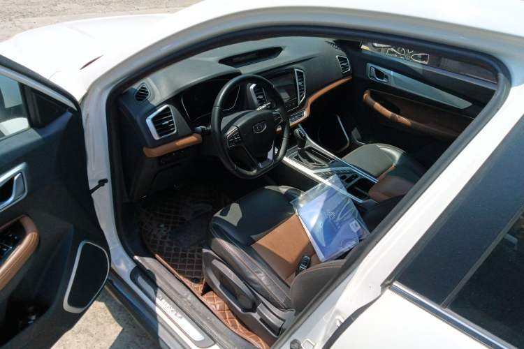 Used Geely Auto Vision X6 2018 1.4T CVT 4G Connected Luxury Version