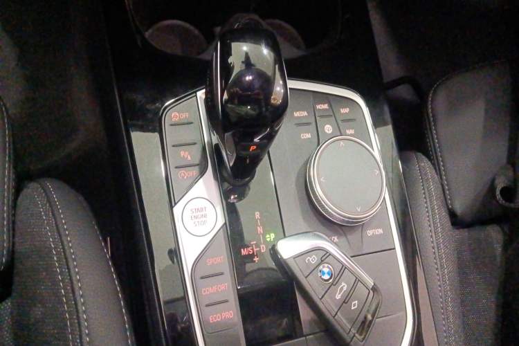 Used BMW 2 Series 2021 225i 4-Door Coupe M Sport Package Gear Lever