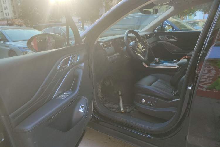 Used Hongqi HS7 PHEV 2024 2.0T PHEV Four-Wheel Drive Flagship Edition 6 Seats Interior 3