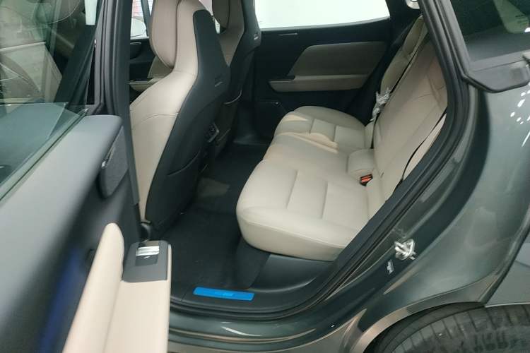 Used Volvo Volvo XC70 Plug-in Hybrid 2026 Model Four-Wheel Drive Long-Range Core