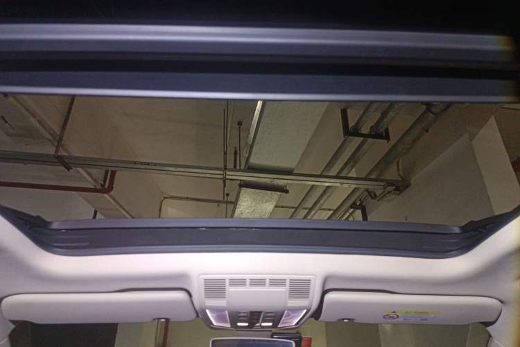 Used Volkswagen Touareg 2020 2.0 TSI RuiShang Edition China VI Standard
