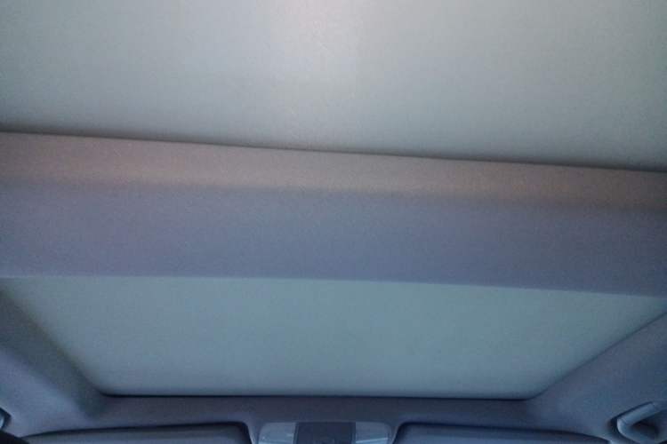 Used Mercedes-Benz GLK-Class 2013 GLK 300 4MATIC Dynamic Sunroof Model