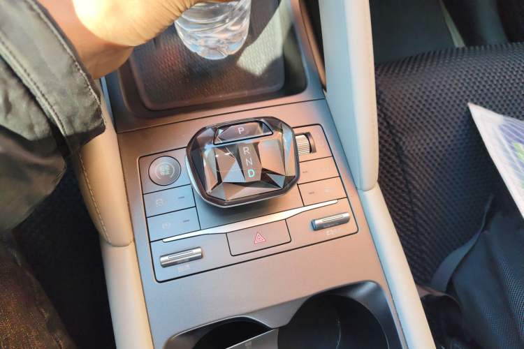 Used BYD Yuan UP 2024 301KM Leading Edition