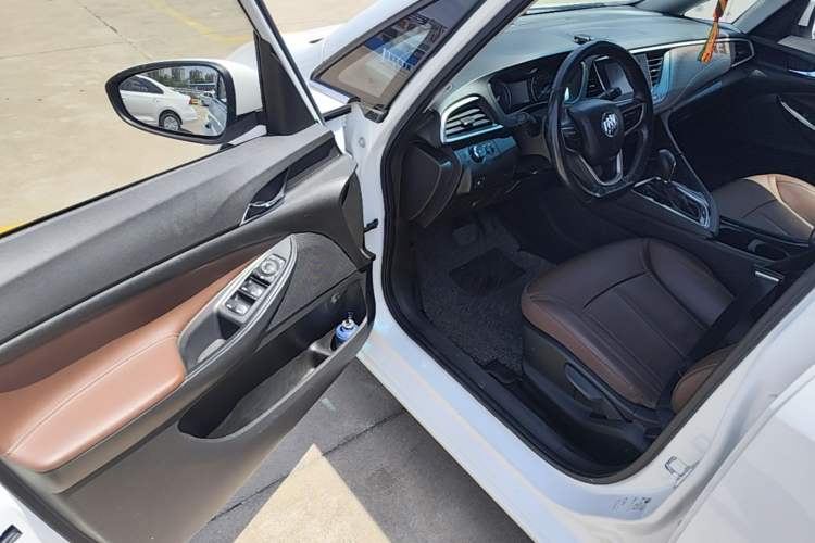 Used Buick GL6 2018 18T 6-Seater Luxury Model
