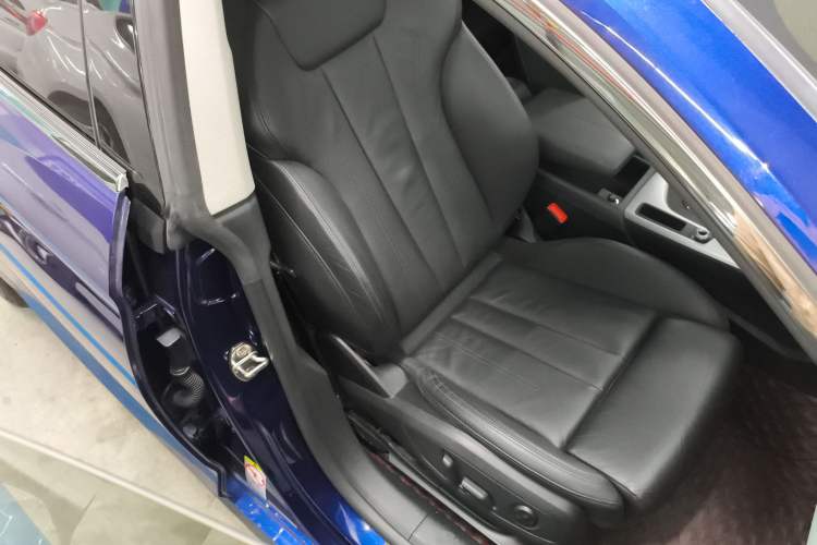 Used Audi A5 2019 Sportback 45 TFSI Sport Edition Right Front Seat