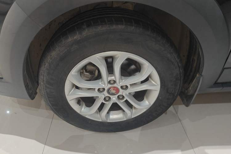 Used FORTHING Joyear X3 2017 1.5L Manual Comfort Model
