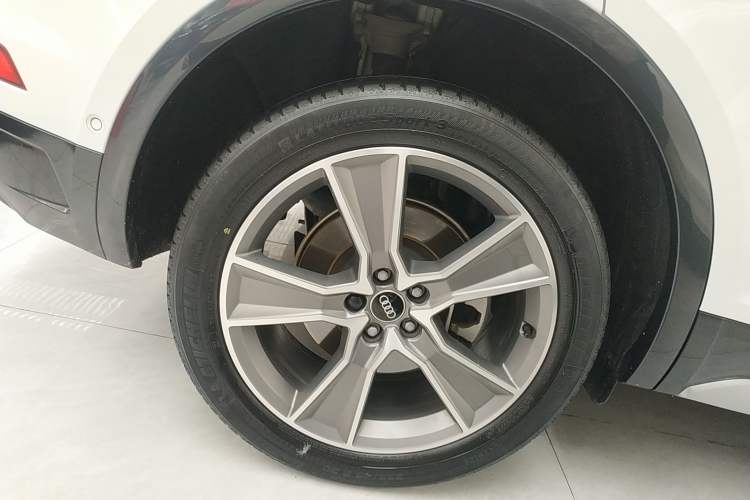 Used Audi Q5L 2022 Updated Version 45T Luxury Prestige Edition