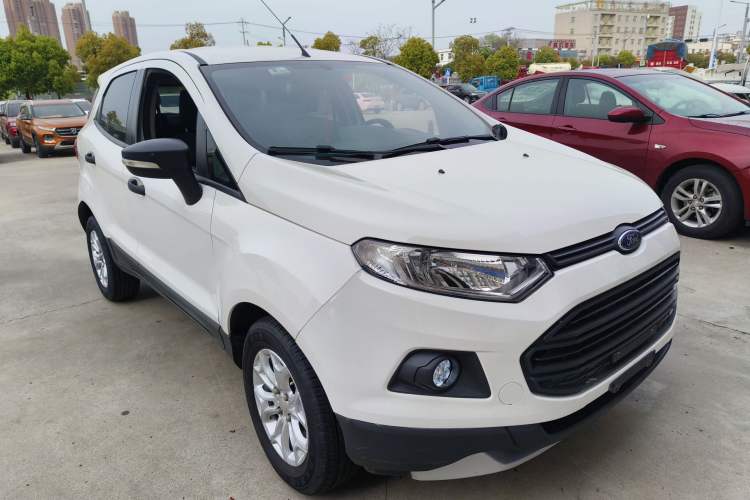 Used Ford EcoSport 2017 1.5L Manual Comfort Model Front Right 45 Deg