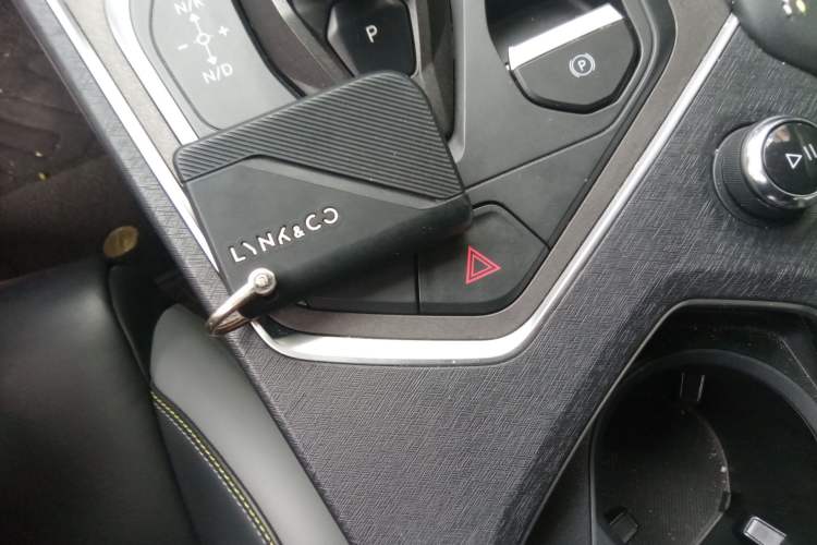 Used Lynk & Co 05 2023 2.0TD Two-Wheel Drive Shine Halo