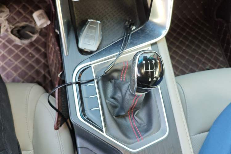 Used Geely Auto Binray 2018 14T Manual Binzhi Edition
