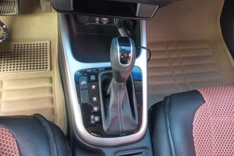 Used Kia KX3 2015 1.6L Automatic Two-Wheel Drive GLS
