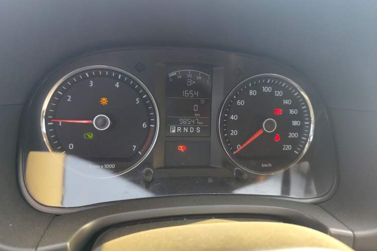 Used Volkswagen Lavida 2011 1.6L Automatic Premium Edition
