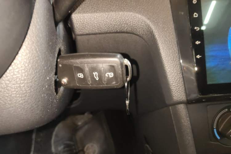 Used Skoda Rapid 2018 1.6L Automatic Comfort Edition Interior 1