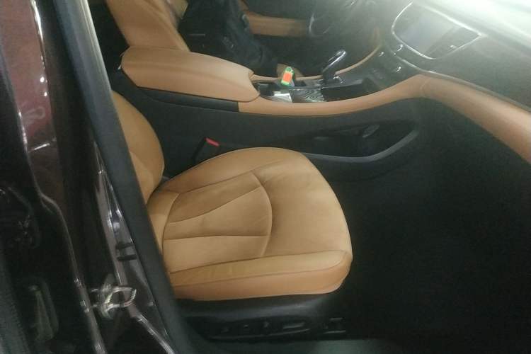 Used Buick LaCrosse 2016 28T Luxury Version
