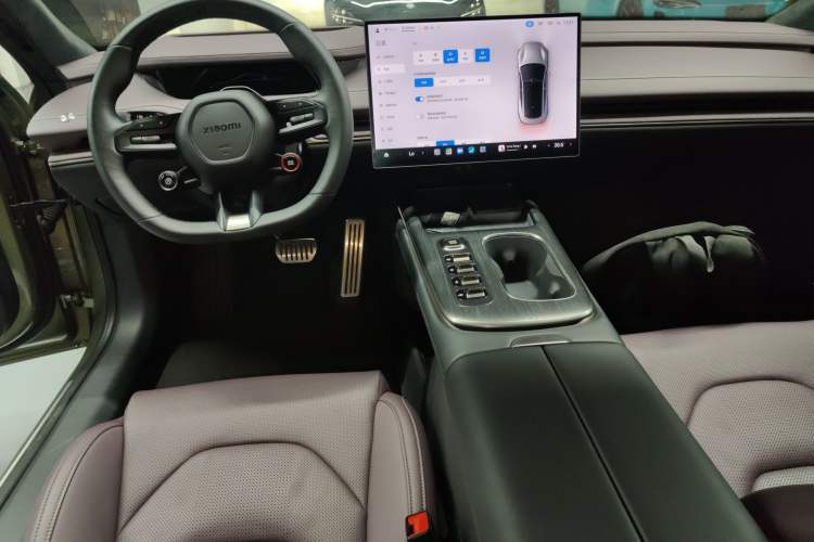 Used Xiaomi Auto SU7 2024 Four-Wheel Drive Ultra-Long Range Advanced Intelligent Driving Max Edition
