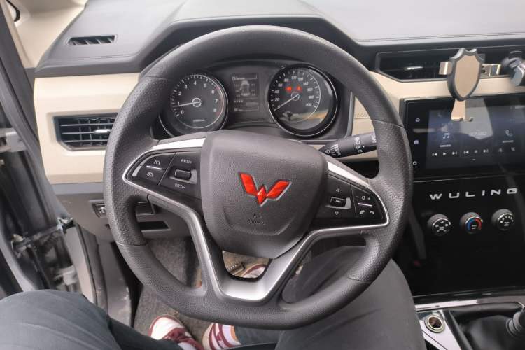 Used Wuling Zhengcheng 2021 1.5T Manual Luxury Version