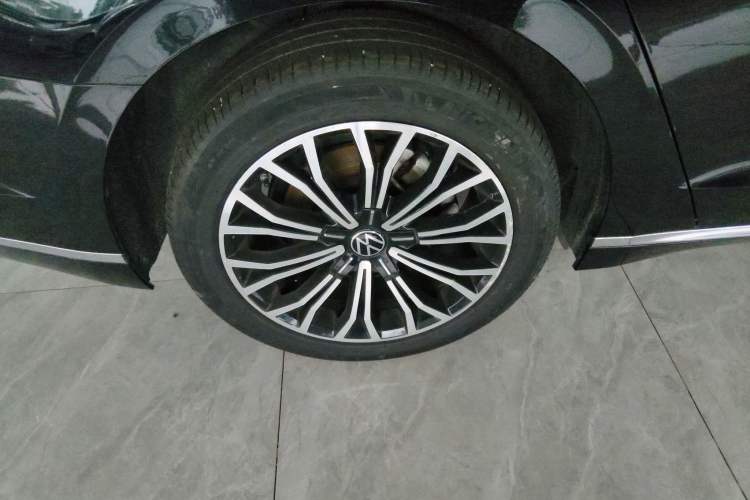 Used Volkswagen Phideon 2021 380TSI Luxury Edition