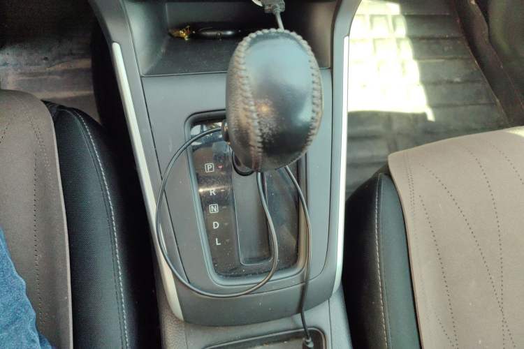 Used Nissan Sylphy 2019 Classic 1.6XE CVT Comfort Edition Gear Lever