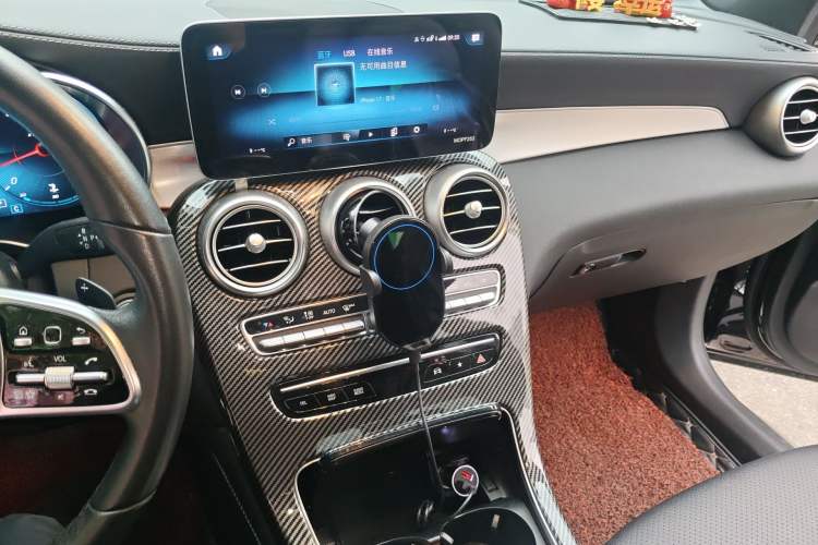 Used Mercedes-Benz GLC 2021 GLC 260 L 4MATIC Dynamic Edition Audio And AC Panel