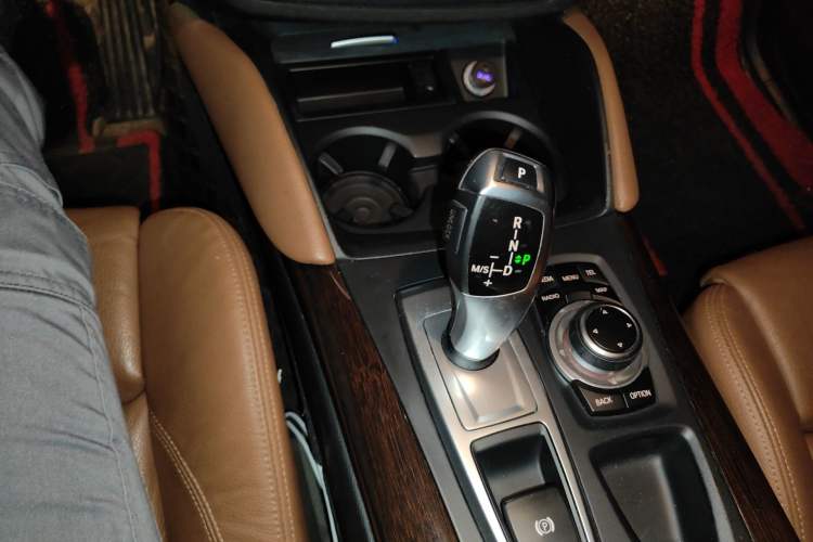 Used BMW X6 2014 xDrive35i Sport model