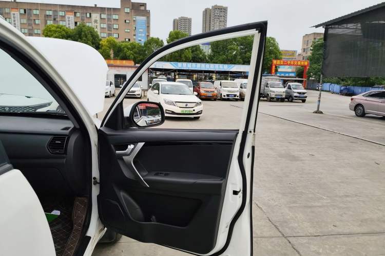 Used Chery Tiggo 3 2016 1.6L CVT ZhiShang Edition