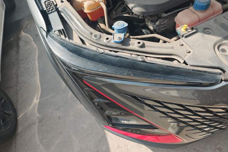 Used CHANGAN UNI-T 2020 1.5T Flagship Version Right Front Headlight