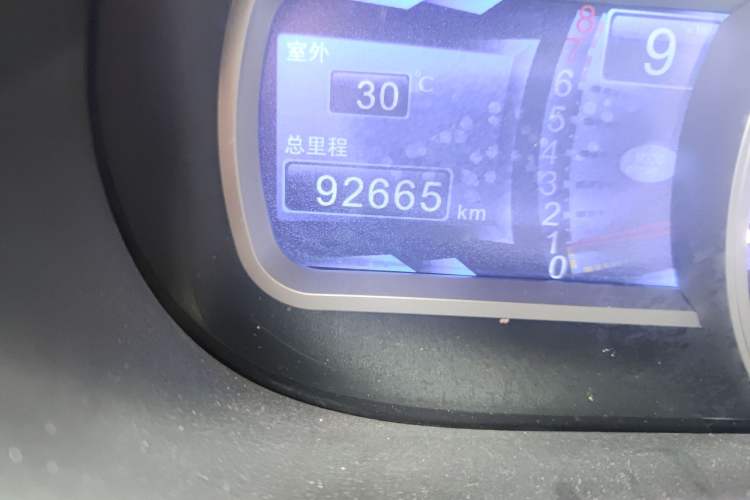 Used BYD S6 2014 2.0L Manual Luxury 5-Seater