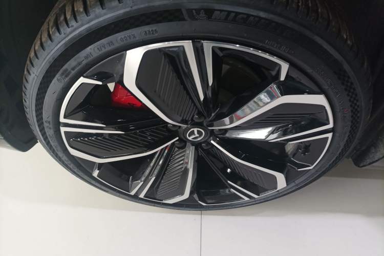 Used Mazda EZ-60 2025 Model Range-Extended 200 Max
